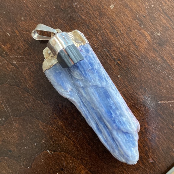 NWOT KYANITE PENDANT w/BLK TOURMALINE. 2.25” long. Approx .5” wide. AAA quality - Picture 16 of 16